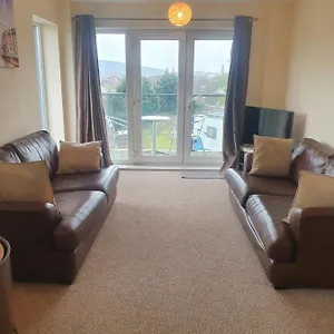 https://waterside-apartments.cardiffhotelswales.com