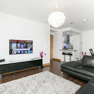 https://belfast-city-side-apartments.belfasthotelsireland.com